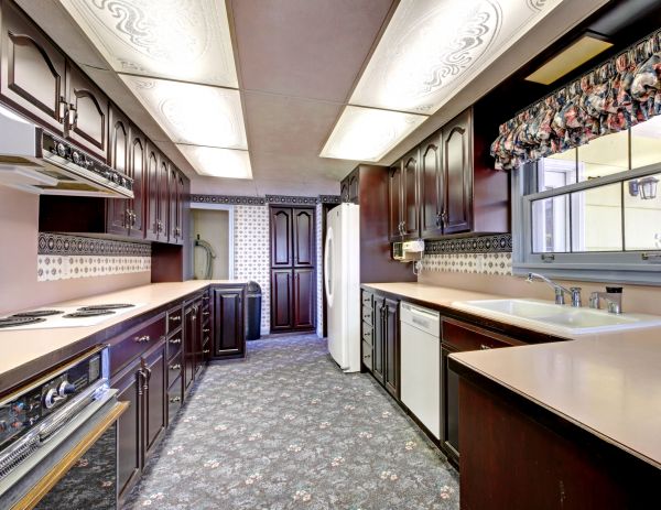 Kitchen Carpet Installation in Santa Ana